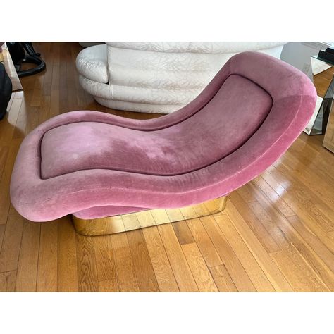 Postmodern Mauve Pink Floating Lounge Chair by Comfort Designs Inc | Chairish Floating Lounge, School Mood, Pretty Houses, Core Core, Brass Trim, Up House, The Lounge, Design Exterior, Apartment Decor Inspiration