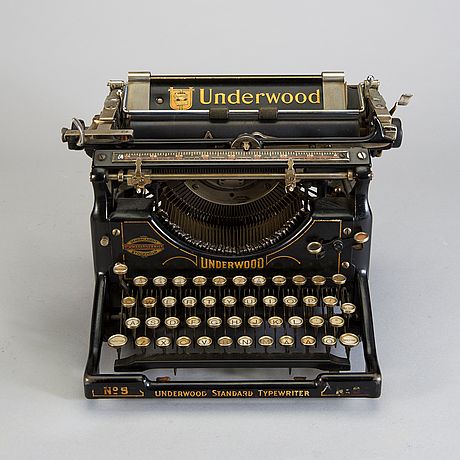 Mesin Tik, 1920s Decor, Underwood Typewriter, Typewriter For Sale, Retro Typewriter, Antique Typewriter, Vintage Typewriters, Bukowski, No 5