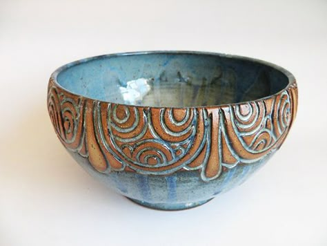 Pottery Carving, Carved Pottery, Coil Pottery, Clay Bowls, Pottery Handbuilding, Slab Pottery, Hand Built Pottery, Surface Decoration, Blue Bowl