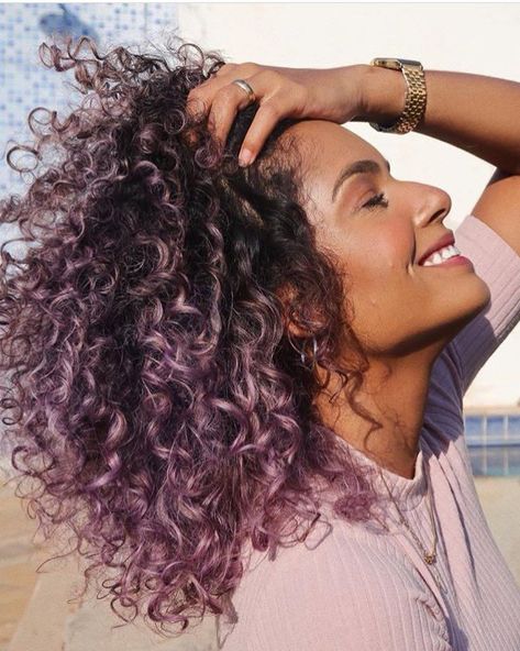 Curly Hair Lavender Highlights, Purple Curly Hair, Curly Purple Hair, Ombre Curly Hair, Hair Colour Design, Feminine Hairstyles, Dark Curly Hair, Curly Color, Underneath Hair