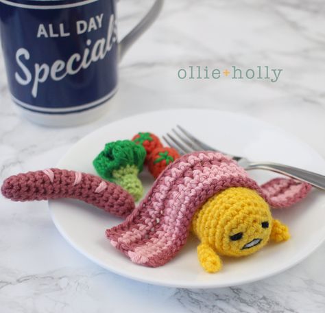 Free Gudetama Amigurumi Crochet Pattern - Ollie + Holly | Amigurumi Crochet Patterns Gudetama Amigurumi Free Pattern, Gudetama Crochet, Amigurumi Characters, Hello Kitty Crochet, Crochet Food, Red Yarn, Pink Yarn, Amigurumi Free Pattern, Amigurumi Crochet