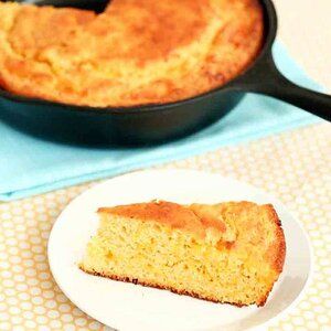 Iron Skillet Cornbread, Perfect Cornbread, Cheddar Cornbread, Skillet Cornbread, Corn Bread Recipe, Artisan Bread, Bread Dough, Everyday Food, Martha Stewart