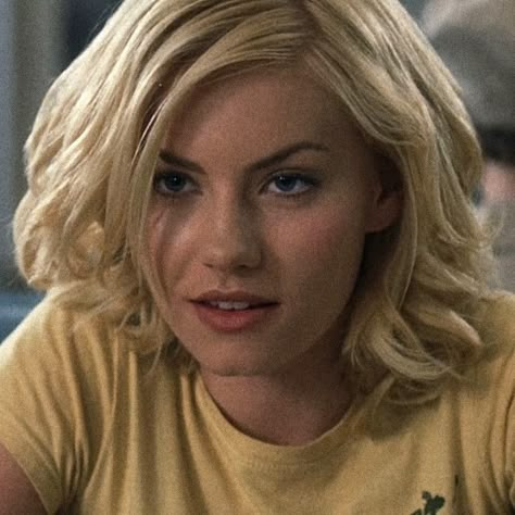 Elisha Cuthbert Girl Next Door, The Girl Next Door Aesthetic, Elisha Cuthbert 2004, The Girl Next Door Movie, Girl Next Door Movie, The Girl Next Door 2004, Rage Faces, Elisha Cuthbert, The Girl Next Door