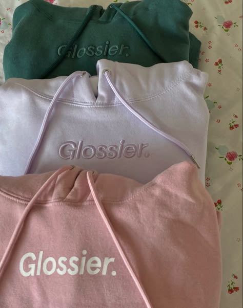 Glossier Sweatshirt Outfit, Glossier Hoodie Aesthetic, Glossier Hoodie Outfit, Aesthetic Wishlist Ideas, Christmas Wishlist Aesthetic, Glossier Hoodie, Glossier Sweatshirt, Hoodie Aesthetic, Cute Hoodie