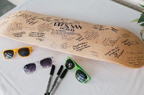 skateboard as guestbook - Google Search Shreds One Birthday, Skateboard Guest Book, Skateboard Bday Party, Skateboard First Birthday Party, Skateboard Centerpieces, Skateboard Themed Birthday Party, Skateboard Baby Shower Ideas, Skateboard Birthday Party Ideas, Skateboard Party Theme