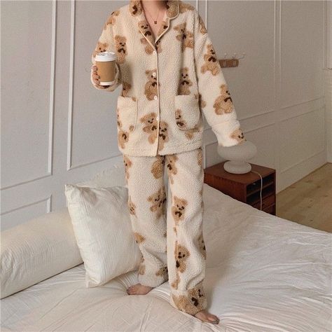 Pajamas Polyvore, Aesthetic Pajamas, Aesthetic Loungewear, Pajamas Aesthetic, Pijamas Women, Cute Pjs, Pajama Fashion, Sleepwear Fashion, Cute Sleepwear