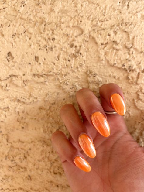 Orange And Silver Chrome Nails, Almond Nail Tip Color, Chrome Nails Summer 2023, Orang Chrome Nails, Orange Hoop Earrings, Orange Nails Hoco, Summer Chrome Nails Colors, Tangerine Chrome Nails, Orange Chrome Almond Nails