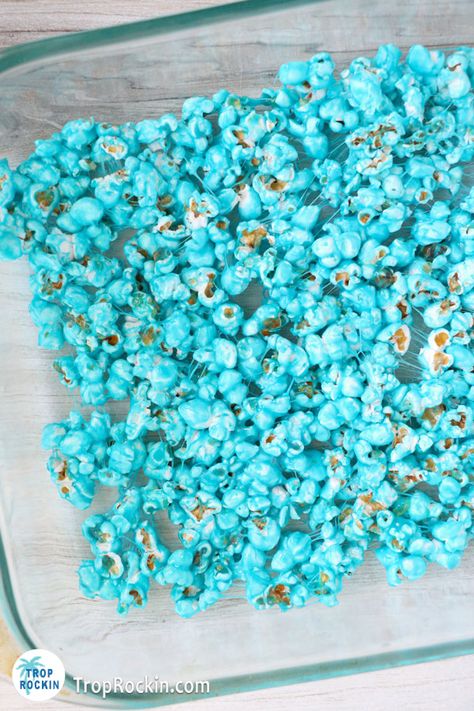 Patriotic Popcorn, Caramel Popcorn Balls, Blue Popcorn, Popcorn Cake, Colorful Desserts, Popcorn Balls, Chocolate Popcorn, Blue Food Coloring, Pop Popcorn