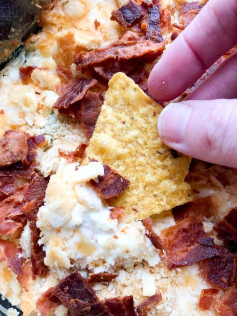 Sour Cream Bacon Bits Cheese Dip, Charleston Cheese Dip, Dips Sweet, Trisha Yearwood Recipes, Cream Cheese Appetizer, Cheese Cheddar, Delicious Dips Recipes, Cheese Dip Recipes, Trisha Yearwood