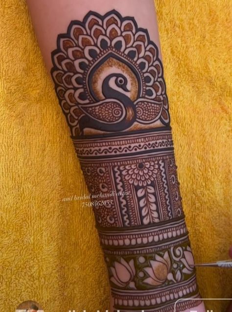 Peacock Mehndi Designs Full Hands, Mehandi Designs Peacock Bridal, Peacock Mehndi Designs Palm, Peacock Design Mehndi, Mhendi Design Unique Latest Full Hand, Peacock Design Mehendi, Morpankh Mehandi Design, Peacock Henna Designs, Mehndi Designs Peacock