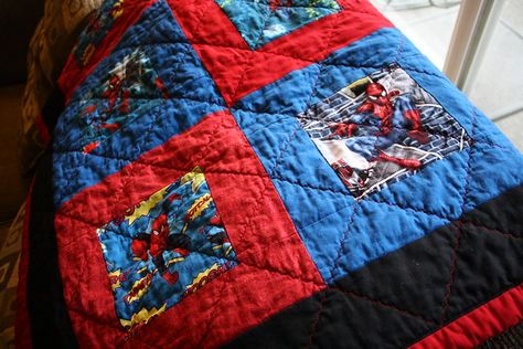 Superhero Quilt, Brady Kids, Scrap Quilt Patterns, Man Quilt, Block Patterns, Panel Quilts, Quilt Block Patterns, Quilt Tutorials, Crafting Ideas