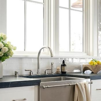 Farmhouse Sink With Towel Bar Design Ideas Sink With Towel Bar, Green Shaker Cabinets, Stainless Farmhouse Sink, Stainless Steel Tile Backsplash, Stainless Steel Apron Sink, Blue Shaker Cabinets, Black Marble Countertops, Bar Design Ideas, Vintage Pantry