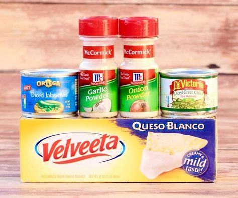 Green Chile Queso, Queso Dip Velveeta, Crockpot Queso, Queso Dip Crockpot, Queso Blanco Recipe, Crockpot Dips, Crock Pot Queso, Velveeta Queso, Queso Blanco Dip