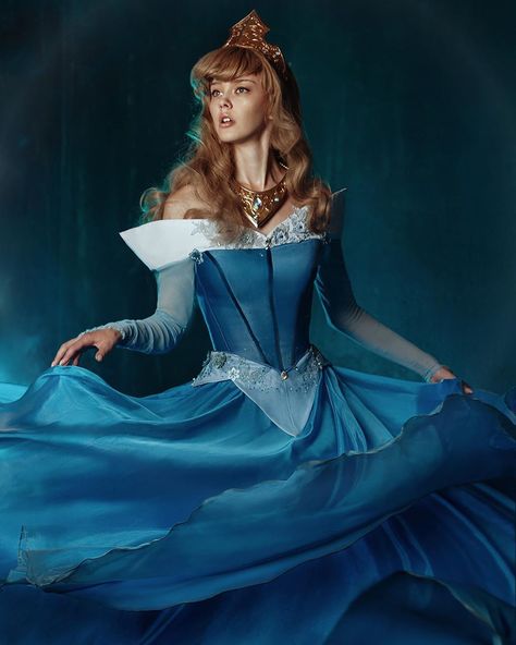 10 Disney Princess Cosplays That Look Fabulous | ScreenRant Baby Princess Costume, Disney Cosplay Costumes, Princess Aurora Dress, Sleeping Beauty Dress, Sleeping Beauty Costume, Disney Princess Cosplay, Disney Princess Costumes, Womens Costumes, Disney Princess Fashion