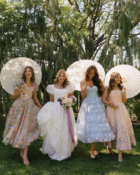 A bride & her bridesmaids | A floral dream 🌸🕊️ Venue: @wadleyfarms Florals: @gracefullybloomed Bridal gown: @bodabridal Bridesmaid dresses: @avagowns Hair: @hairbykayla.utah & @empurcellbeauty Makeup: @empurcellbeauty Bride: @monicamooresmith Bridesmaids: @bellachristensenn @danisherrie @addiebeckman . . . . Visual poetry, Utah wedding photographer, Pinterest inspo, Candid photography, Pinterest aesthetic, luxury wedding photographer, Destination wedding photographer, Documentary pho... Bridesmaid Photo Ideas, Bridesmaid Poses, Bridesmaid Pictures, Bridesmaid Photoshoot, Vintage Bridesmaids, Unique Bridesmaid, Aesthetic Luxury, Dream Venue, Bridesmaids Photos