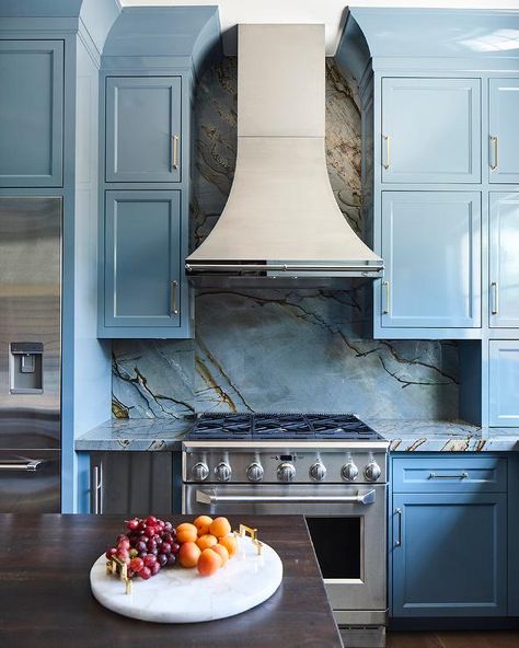 Blue Marble Countertops and Backsplash - Contemporary - Kitchen 2020 Kitchen Trends, Kitchen Trends 2020, Blue Kitchen Designs, Kitchen Vignettes, Classic White Kitchen, Fresh Kitchen, Kitchen Hoods, Prep Kitchen, Décor Boho