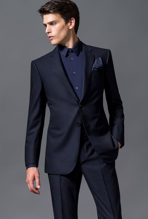 Armani Tuxedo, Armani Fashion, Dark Suit, Armani Suits, Armani Collection, Mens Fashion Smart, Classy Men, Classic Suit, Mens Fashion Classy