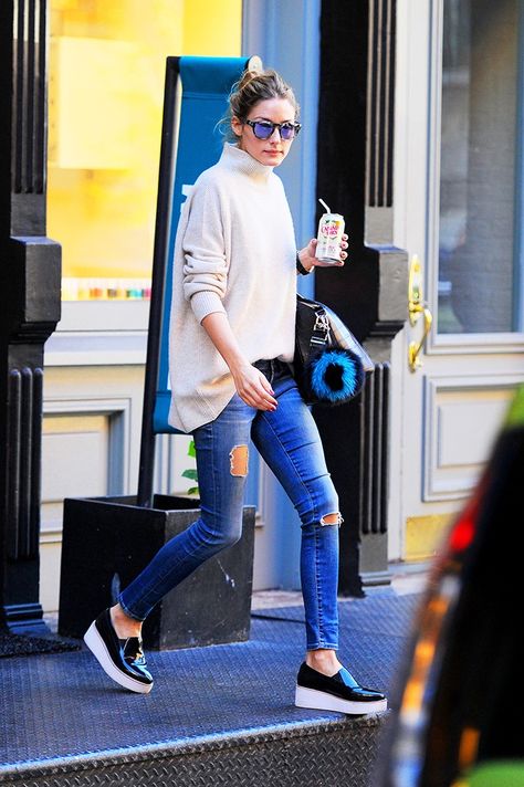 On Palermo: Westward Leaning sunglasses; Givenchy Medium Antigona Bag ($2435); Fendi O-Letter Pompom Fox-Fur Bag Charm ($569); Santosh sweater; AG Adriano Goldschmeid jeans; Sol Sana Tabbie Wedges ($165). Estilo Olivia Palermo, Olivia Palermo Style, Style Casual Chic, Looks Street Style, Outfit Trends, Olivia Palermo, Photo Outfit, Style Crush, Looks Chic