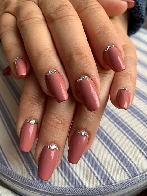 Pink nails with rhinestone art, classy Gem Nail Designs, Bling Nail Art, Diamond Nail Art, Nails Brown, Elegant Nail Designs, Classy Nail Designs, Nails Design With Rhinestones, Pink Nail Art, Blush Nails