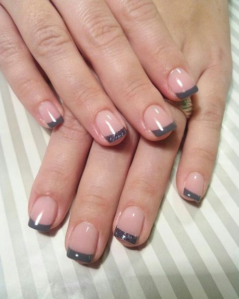 French Manicure Winter, Gray French Tip Nails, Coloured French Manicure, Manicure Designs, French Manicure Designs, Winter 22, Tip Nails, Glitter Ornaments, Glitter Ombre