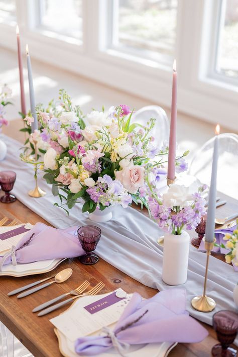 Lavender Wedding Inspiration | ElegantWedding.ca Wedding Lavander Decoration, Lilac Wedding Theme Decor Receptions, Wedding Table Decor Purple, Lilac Wedding Table Decor, Purple Wedding Table Decor, Wedding Decor Lavender, Lavender Wedding Table, Lilac Wedding Theme, Weddings 2025