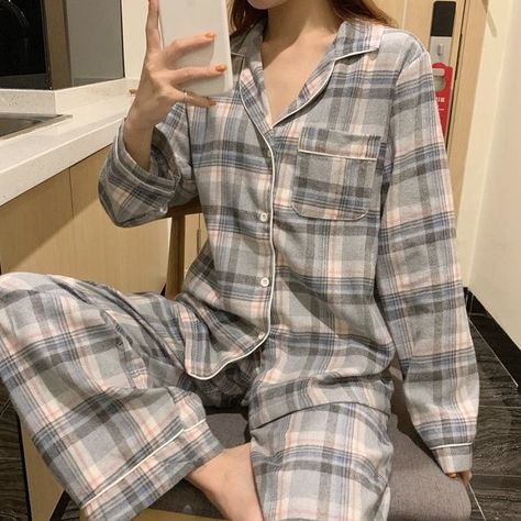 Women's Pajama Sets, Casual Home Outfits, Night Wear Pajamas, Pajamas Outfit, Pajamas Aesthetic, Cute Pajama, Plaid Pajama, Pajama Fashion, Pajama Outfits