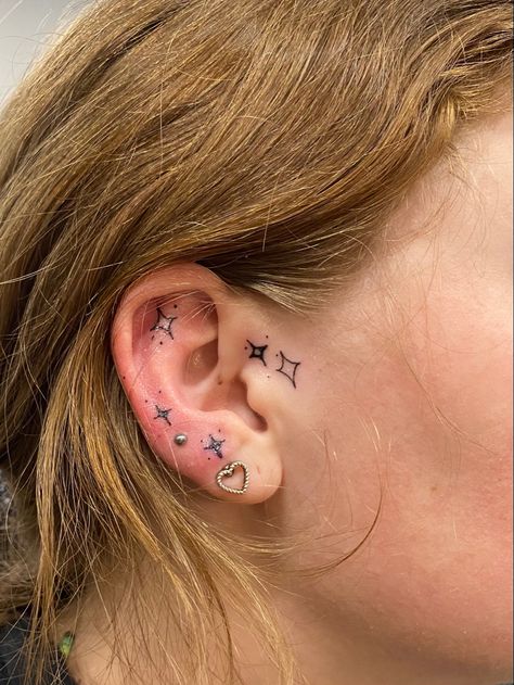 Tragus Tattoos For Women, Inside The Ear Tattoo, Earlobe Tattoo, Moon Tattoo Behind Ear, Tragus Tattoo, Ear Tats, Inner Ear Tattoo, Mens Body Tattoos, Star Tattoo