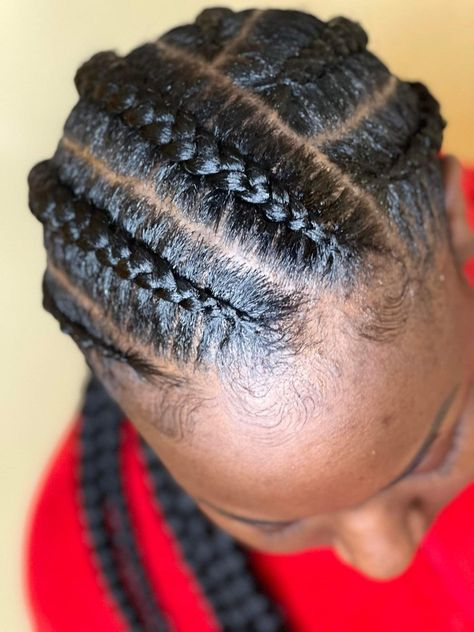 Corn rose with hair added Rose Gold Braiding Hair, Rose Braid Hairstyle, Hair Rose Braid, Corn Rose Braid, Braided Rose Hairstyle, Rose Braid, Corn Rows, Braiding Styles, Micro Braids