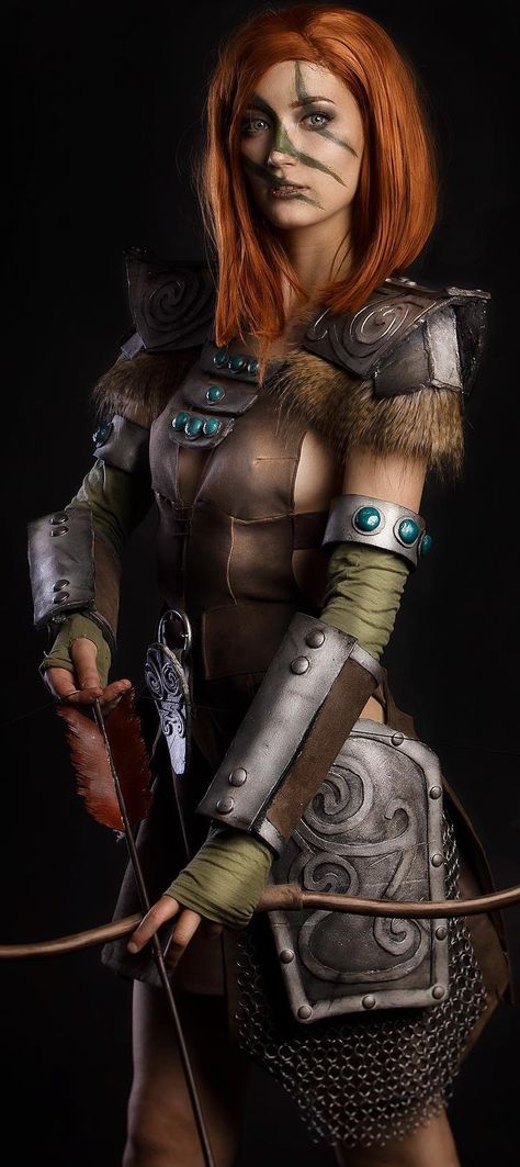 Aela the Huntress (Skyrim) Serena Skyrim, Skyrim Costume, Skyrim Serana, Skyrim Characters, Aela The Huntress, Huntress Cosplay, Skyrim Cosplay, Skyrim Art, The Huntress