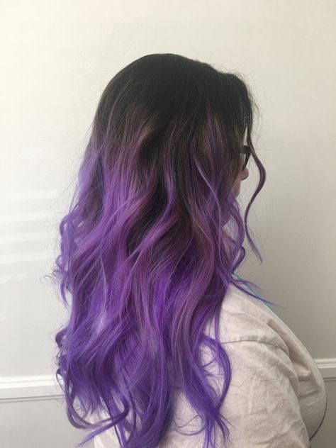 Descendants Dr, Purple Hair Color, Purple Balayage, Light Purple Hair, Hair Change, Purple Ombre Hair, Dark Purple Hair, Shadow Root, Creative Hair