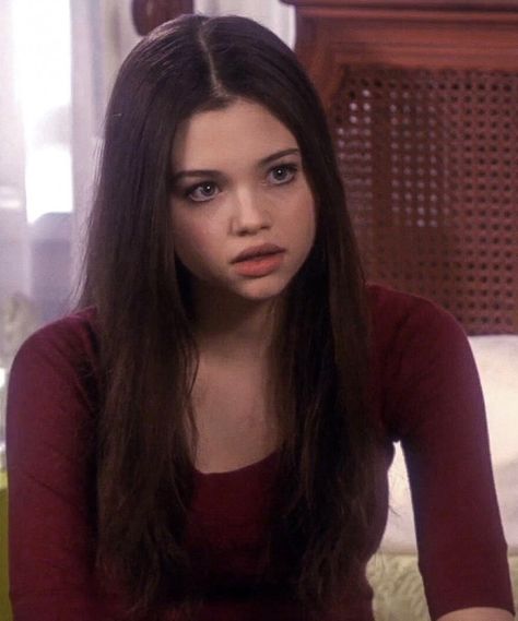 India Eisley photo India Eisley Face Claim, India Eisley Photo Shoot, Indie Eisley, Indiana Eisley, India Isley, India Eisley Icons, India Eisley Aesthetic, Face Claims Female Black Hair, India Eisley Movies