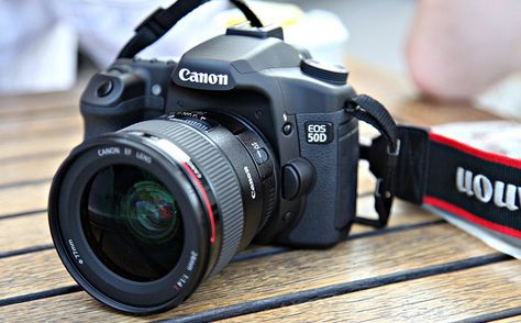 Do you have an "old" camera that you never really used to its full extent? Well, if you happen to have the "old" Canon 50D on hand, watch the video so you can see how to get RAW video nearing 1080p of full HD resolution out of your "old" camera. Talk about untapped potential. Canon 50d, Raw Video, Magic Lantern, Cinema Camera, Editing Tips, Old Camera, Hand Watch, Great Photographers, Image Editing