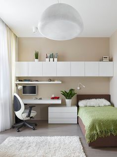 Interior Design Idea - 11 Essentials For Kids Homework Stations // Provide lots of storage space -- Having shelves, cupboards and drawers can make it easier to find things when you need them and makes it easier to stay on track with assignments. Small Apartment Bedrooms, Contemporary Loft, Study Room Design, Small Bedroom Designs, Small Room Design, Study Rooms, Trendy Bedroom, Small Room Bedroom, The Bedroom