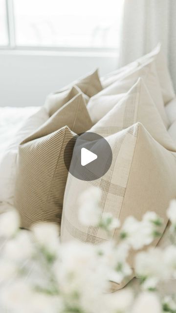 563 likes, 37 comments - shannan__leighFebruary 19, 2021 on : "✨ How To Make Your Bed Like They Do At Pottery Barn ✨ . We’ve all done it...walked into stores like Pottery Barn and wondered how t..." Pottery Barn Bedding, Fluffy Bedding, Modern Vintage Home, February 19, Make Your Bed, Bedroom Inspo, How To Make Your, Bedroom Inspirations, Modern Vintage