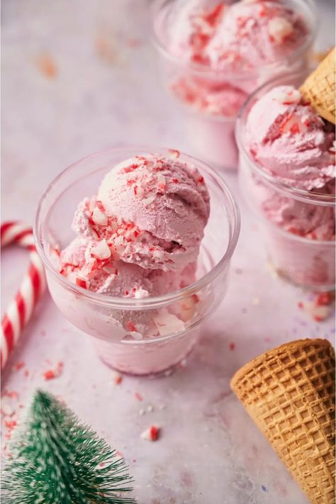 Peppermint Ice Cream Recipe, Peppermint Stick Ice Cream, Peppermint Brownies Recipe, Mac Recipes, Peppermint Milkshake, Peppermint Recipes, Peppermint Ice Cream, Gelato Recipe, Mocha Recipe