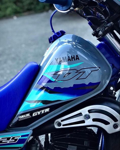 Dt 175, Dt Yamaha, Yamaha Dt, Motos Yamaha, Moto Yamaha, Royal Enfield, Car Stickers, Cafe Racer, Bike