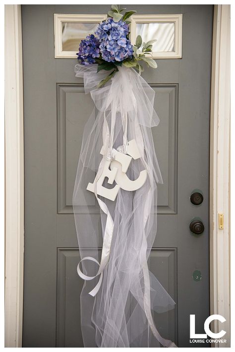 Front door decorations Wreath For Wedding Doors, Door Wedding Decorations, Wedding Front Door Decor, Wedding Front Door Decorations Entrance, Door Flower Decoration Wedding, Engagement Door Decorations, Wedding Hall Door Decorations, Front Door Wedding Decor, Bridal Shower Wreaths For Front Door