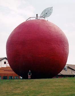 The Big Apple - World's Largest Apple Cobourg Canada - This replica of a real apple measures 35 feet high 38 feet in diameter and weighs 42 tons. It has an observation deck on top a restaurant inside and is made of structural steel. for http://ift.tt/2gUqHTb Giant Things, Crumble Pie, Pie Shop, Structural Steel, Observation Deck, O Canada, Farmers Markets, The Big Apple, Roadside Attractions