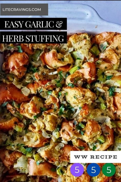 Your new go-to holiday side dish, Easy Garlic and Herb Stuffing proves that you don't need a ton of butter to make a flavorful stuffing. Traditional Stuffing Recipes, Weight Watchers Coleslaw, Savory Holiday Recipes, Lite Cravings, Traditional Stuffing, Air Fryer Corn, Side Dish Easy, Creamy Pasta Salad, Simple Sides