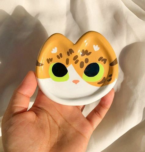 Cat Trinket Dish, Cat Trinket, Diy Air Dry Clay, Sculpture Art Clay, Tanah Liat, Clay Diy Projects, Clay Crafts Air Dry, Pottery Crafts, Diy Pottery