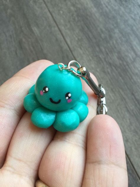 Diy Fimo, Polymer Clay Kawaii, Clay Keychain, Polymer Clay Animals, Polymer Crafts, Cute Polymer Clay, Polymer Clay Miniatures, Clay Miniatures, Modeling Clay