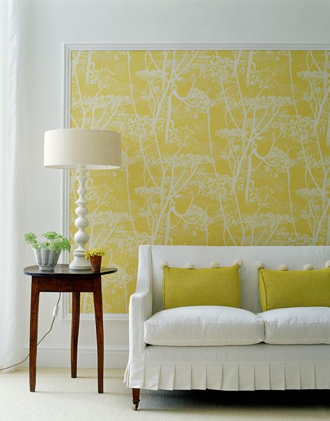 instead of painting in a rental, maybe hang a large sheet of pretty wallpaper and frame it out with molding Framed Wallpaper, Affordable Decor, Yellow Wallpaper, Cole And Son, Style At Home, Mellow Yellow, New Wall, Design Case, Home Fashion