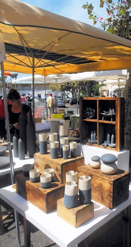 Pottery Booth Display, Festival Booth Display, Booth Display Ideas, Art Festival Booth, Market Stall Display, Vendor Booth Display, Craft Fair Booth Display, Stall Display, Stand Feria