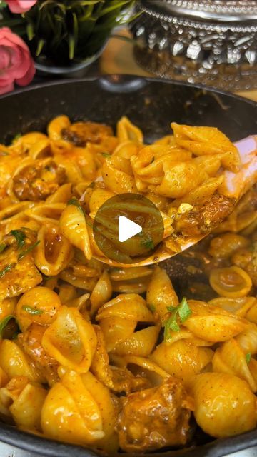 Chicken Shell Pasta, One Pot Creamy Pasta, Curry Wrap, Marry Me Pasta, Vegetarian Pasta Recipe, Dinner Indian, Wrap Pizza, Pizza Breakfast, Creamy Chicken Curry