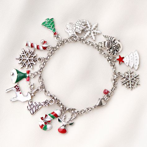 Cute Handmade Christmas Jewelry, Handmade Christmas Jewelry Bracelets, Christmas Jewellery, Chirsmas Bracelets, Christmas Holiday Jewelry Bracelet, Christmas Charm Bracelet, Christmas Festive Jewelry With Charms, Wax Carving Jewelry, Christmas Jewelry Diy