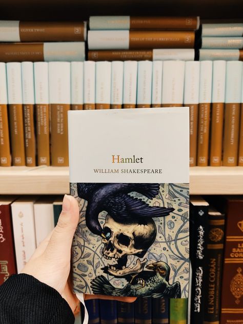 Reading Shakespeare Aesthetic, Hamlet Book Aesthetic, Shakespeare Books Aesthetic, Jess Aesthetic, Hamlet Book, Hamlet Aesthetic, Shakespeare Aesthetic, Hamlet Shakespeare, Shakespeare Books