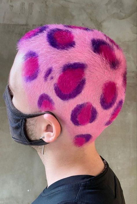 Loving this pink and purple rainbow leopard print hair shaved head design. Lavender hair Cheetah Hair Dye, Brunette 2023, Girl Buzzcut, Male Haircut, Cheetah Print Hair, Shaved Head Designs, Short Hair Designs, Hair Stenciling, Dyed Hair Men