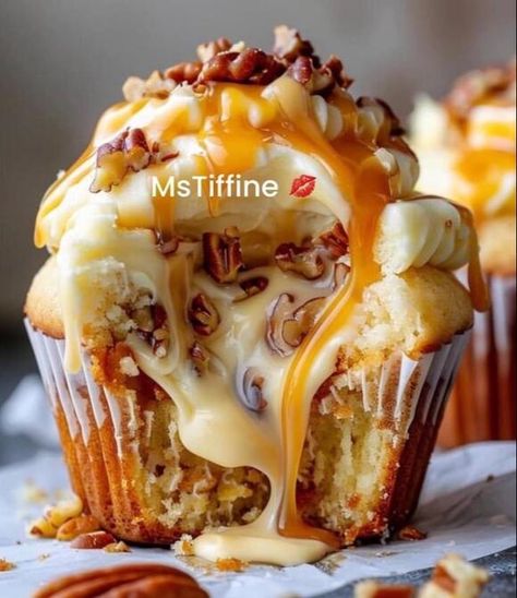 Foods At Home, Restaurant Foods, Caramel Filling, Rachael Ray Recipes, Southern Mom, Boxed Cake, Butter Pecan, Cat Recipes, How Sweet Eats