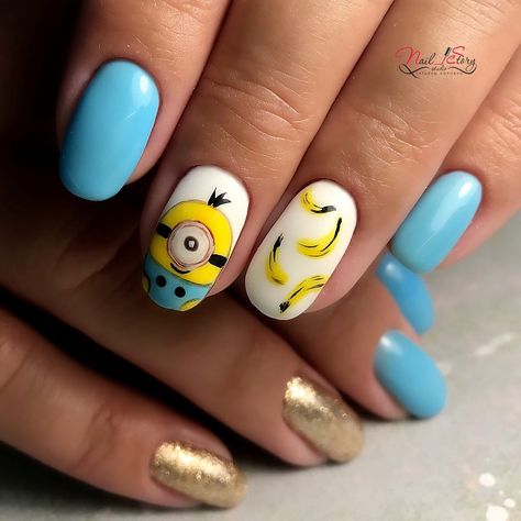 Despicable Me Nails, Minion Nails Acrylic, Minion Nails Designs, Nail Art Minions, Nickelodeon Nails, Black Shellac Nails, Minions Nails, Minion Nail Art, Disneyland Nails