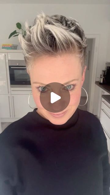 Weird Short Hairstyles, Rooster Haircut, How To Style Pixie Hairstyles Tutorials, Trendy Pixie Haircut 2024, How To Style Really Short Hair, How To Style Short Hair Pixie Tutorials, Styling Short Hair Pixie Tutorials, Pixie Haircut With Undercut, Pixie Undercut Hairstyles